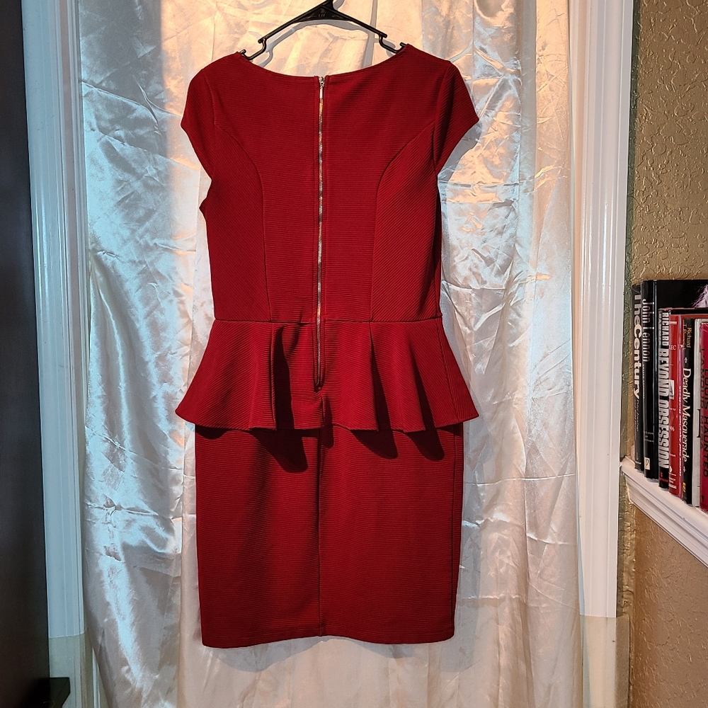 M Ruffle Waist Dress Bundle - Picture 9 of 13